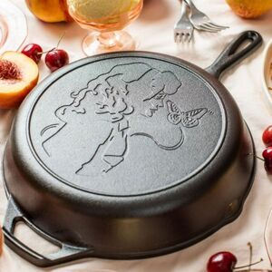 Lodge X Dolly Parton Cast Iron Seasoned 10.25" Skillet